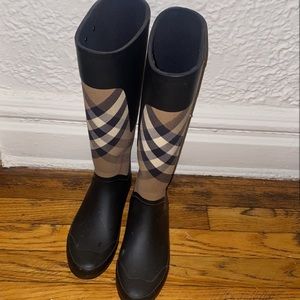 Burberry rain boots